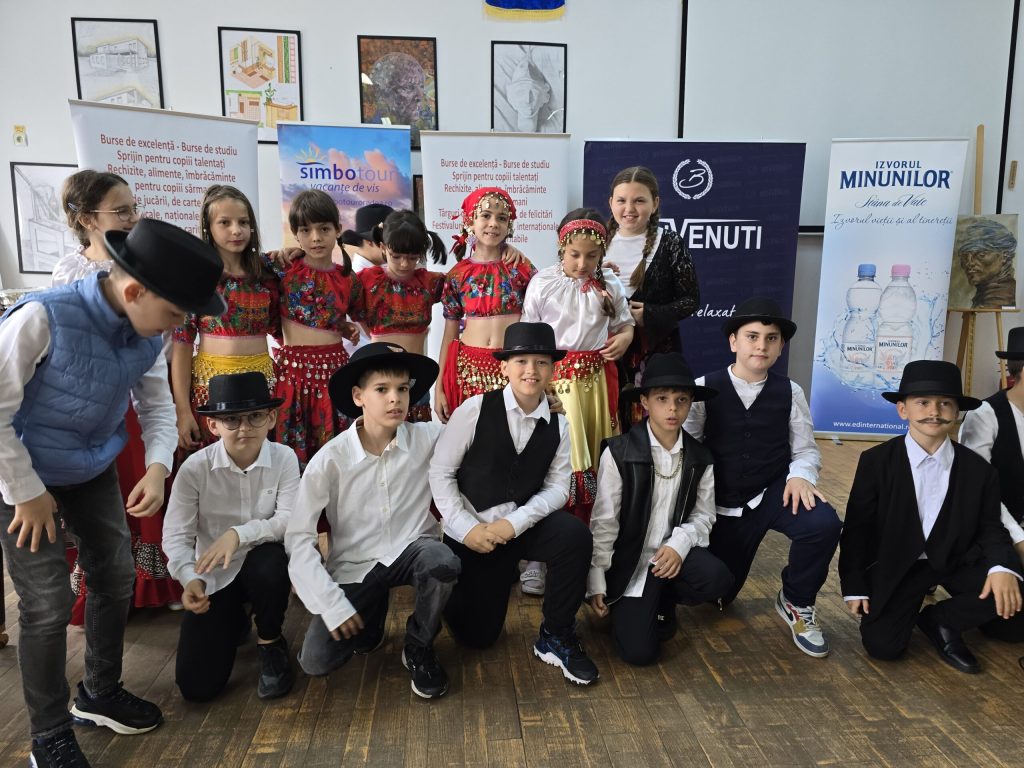 Festivalul Copiilor ediia a XV a 350 elevi pe scen