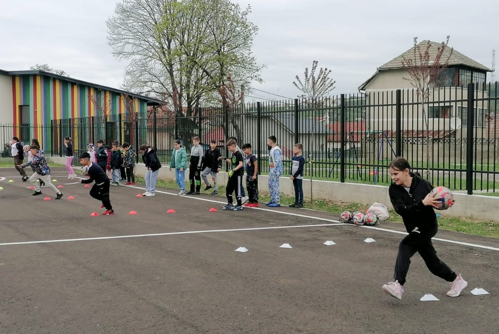 Sportul deschide orizonturi pentru copiii din Oradea