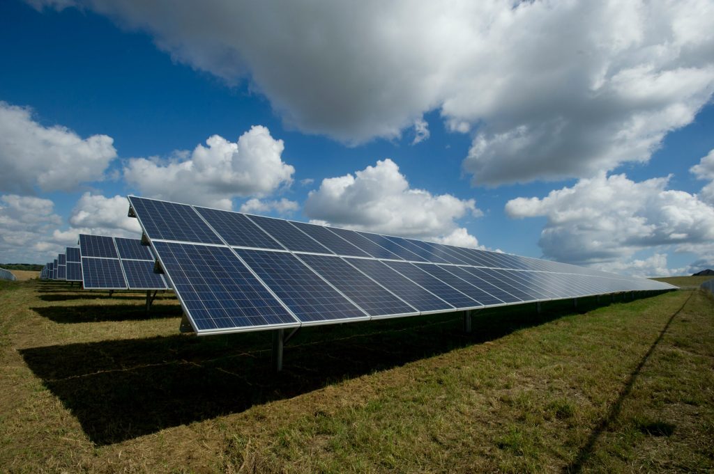 Oradea investete n energia verde cu 27000 panouri