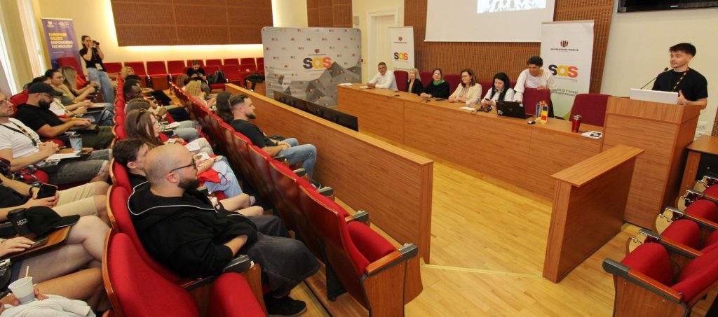 Studenti oradeni premiati la Cluj tabara internationala antreprenoriat