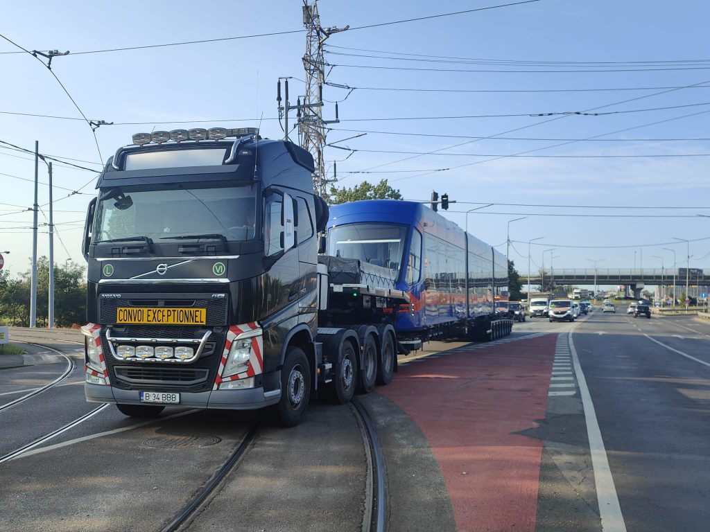 Al patrulea tramvai nou a sosit in Oradea