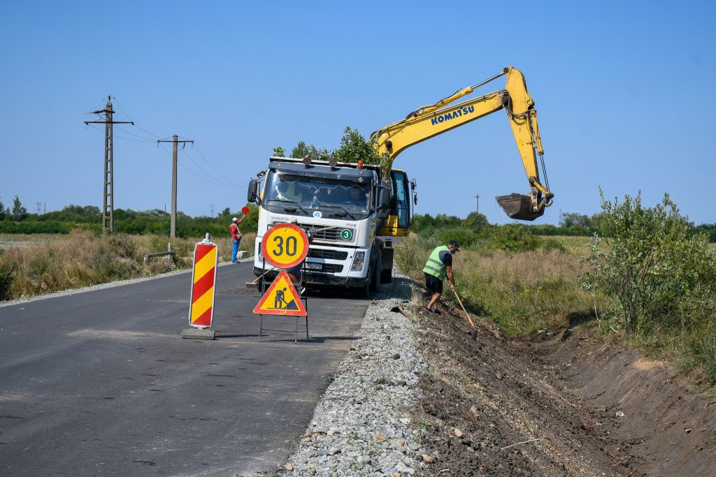 DJ 795 Salonta Tinca reabilitat 80 finalizat in octombrie