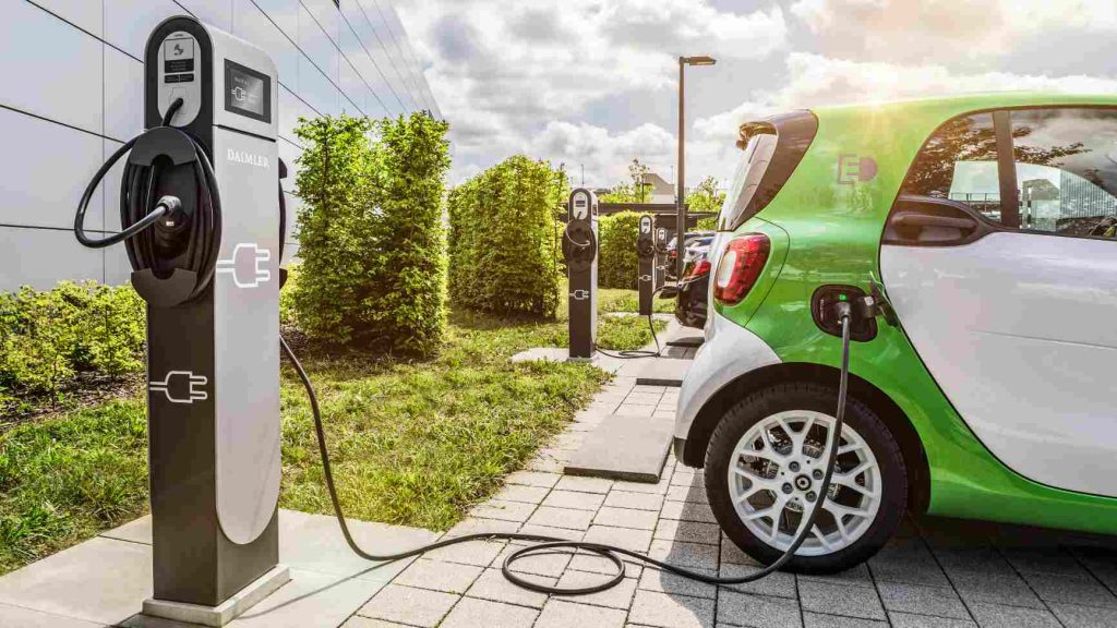 Statii de incarcare electrice noi in Oradea 14 milioane lei